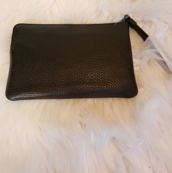 NWT  Coach Wristlet - Picture 3 of 4